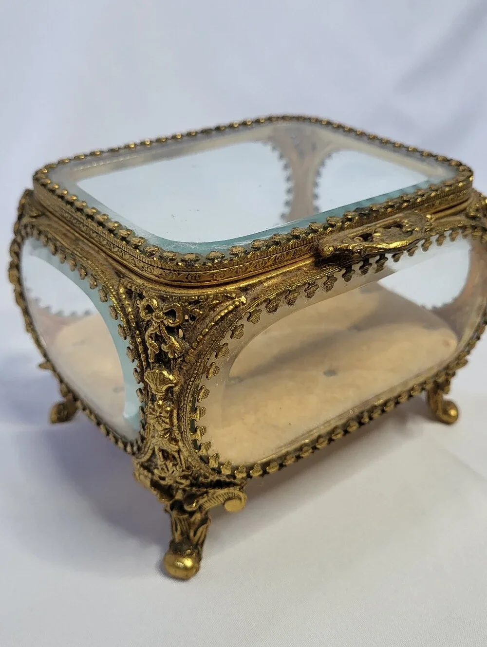 Vt Antique 5 Sided Gold Ormolu Filigree Glass Paneled Jewelry Casket Display Box